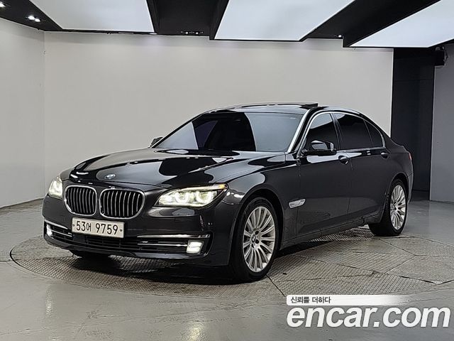 BMW 7-Series 2014 — photo 1
