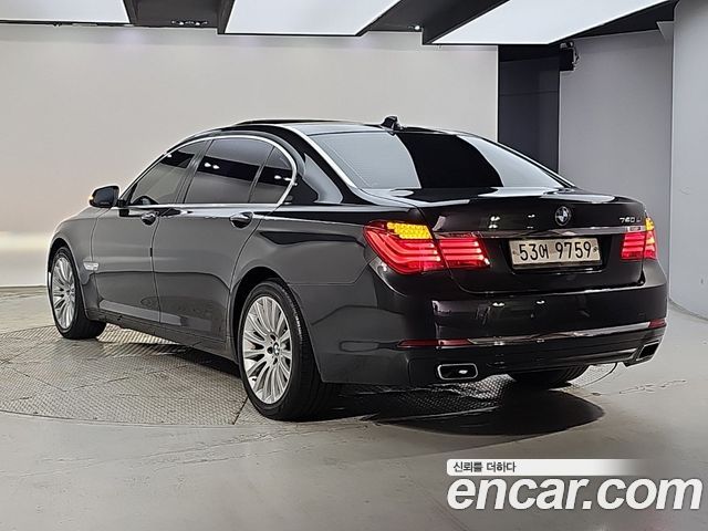 BMW 7-Series 2014 — photo 3