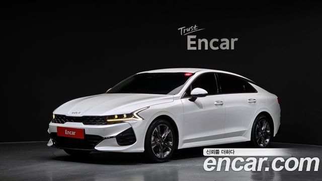 Kia K5 2023 — photo 1