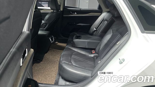 Kia K5 2023 — photo 18
