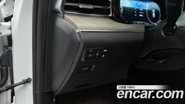 Kia K5 2023 — photo 22