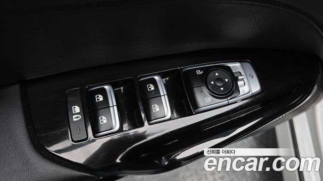 Kia K5 2023 — photo 23