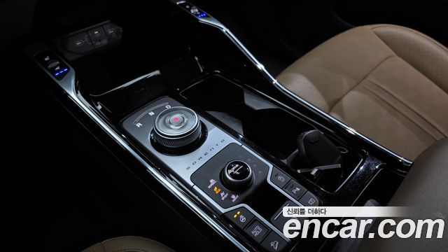 Kia Sorento 2024 — photo 9
