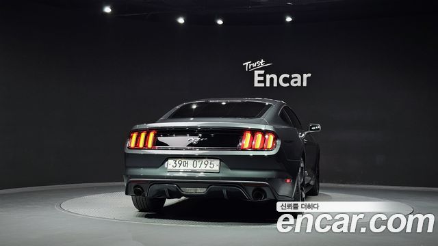 Ford Mustang 2016 — photo 4