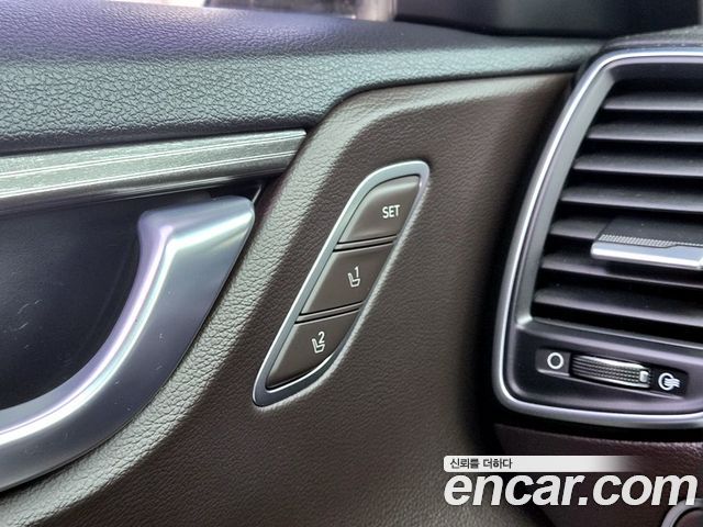 Hyundai Grandeur 2018 — photo 15