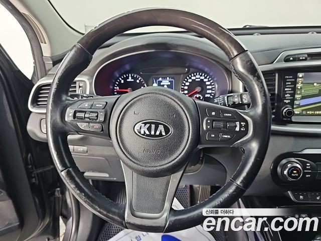 Kia Sorento 2015 — photo 9