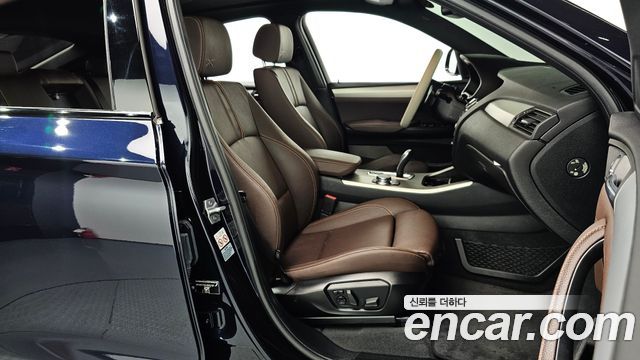 BMW X4 2018 — photo 11