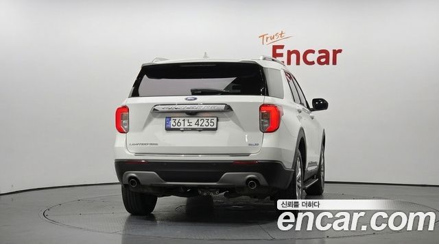 Ford Explorer 2020 — photo 4