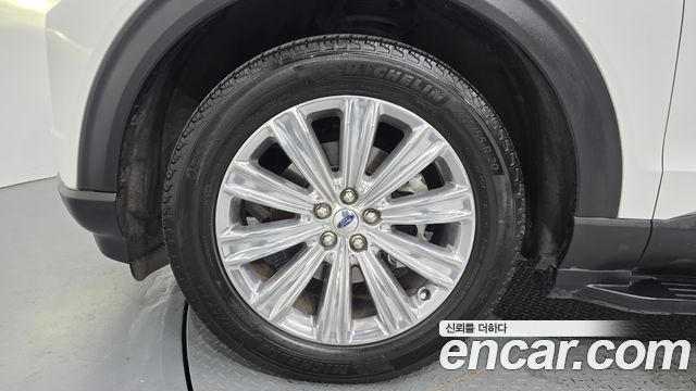 Ford Explorer 2020 — photo 5