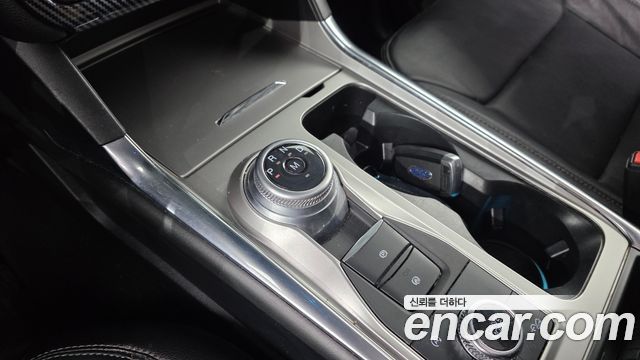 Ford Explorer 2020 — photo 12