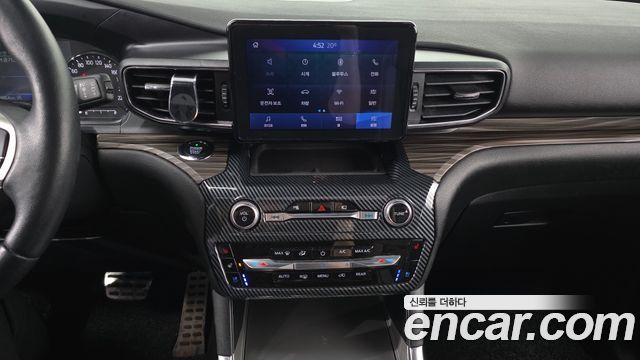 Ford Explorer 2020 — photo 19