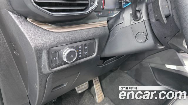 Ford Explorer 2020 — photo 29