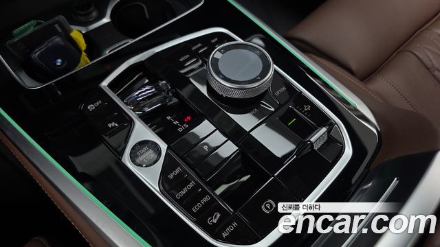 BMW X5 2025 — photo 12