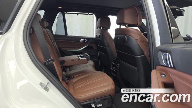 BMW X5 2025 — photo 18