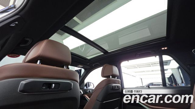 BMW X5 2025 — photo 24