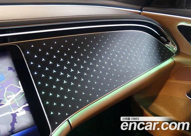 Mercedes-Benz E-Class 2024 — photo 16