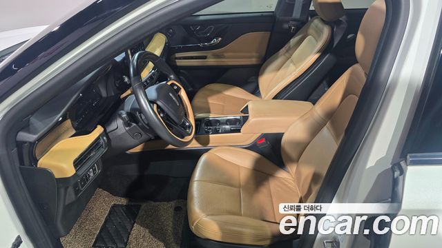 Lincoln Corsair 2021 — photo 17