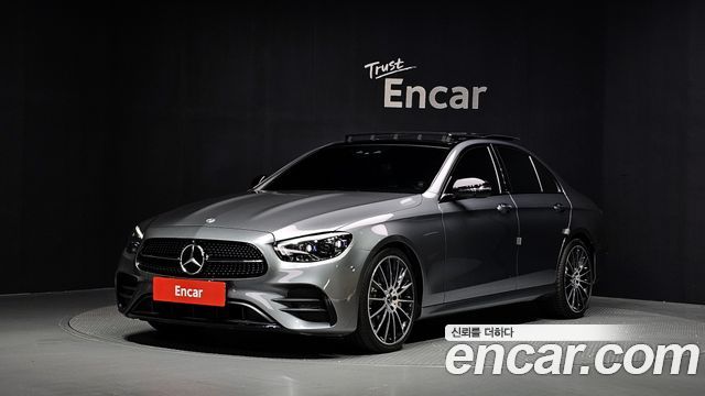 Mercedes-Benz E-Class 2023 — photo 1