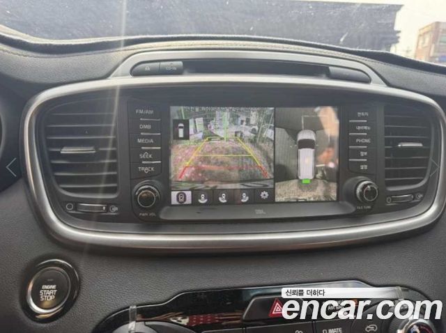 Kia Sorento 2016 — photo 11