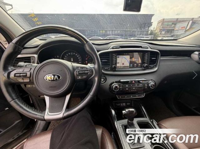 Kia Sorento 2016 — photo 14