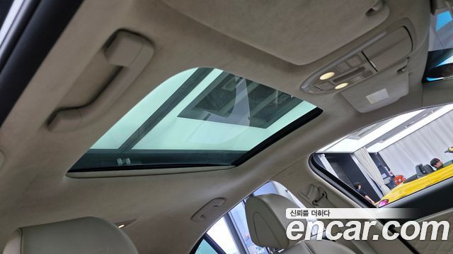Genesis G70 2018 — photo 17