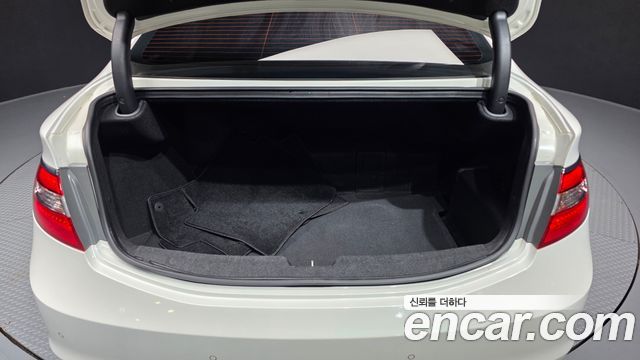 Hyundai Grandeur 2015 — photo 26