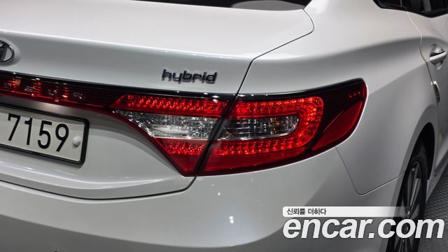 Hyundai Grandeur 2015 — photo 9