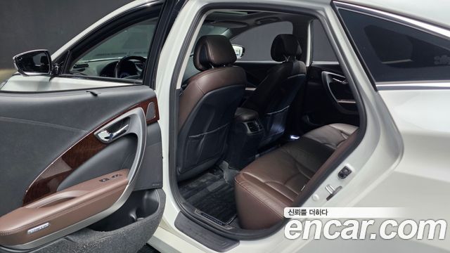 Hyundai Grandeur 2015 — photo 16
