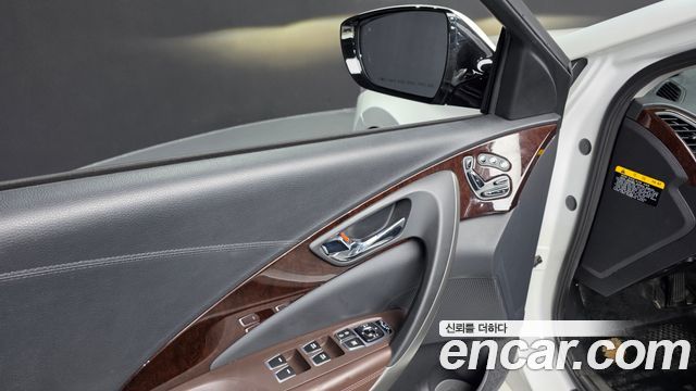 Hyundai Grandeur 2015 — photo 27
