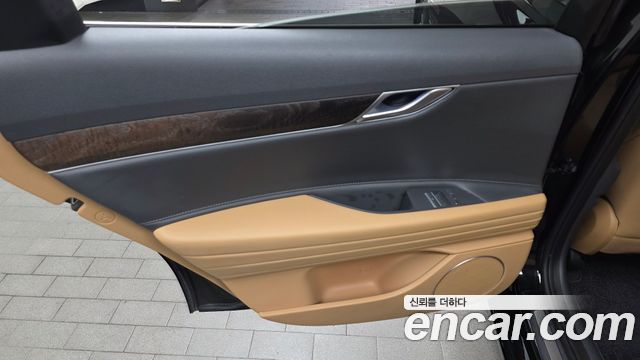Genesis G80 2022 — photo 15