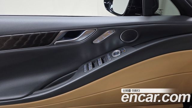 Genesis G80 2022 — photo 27