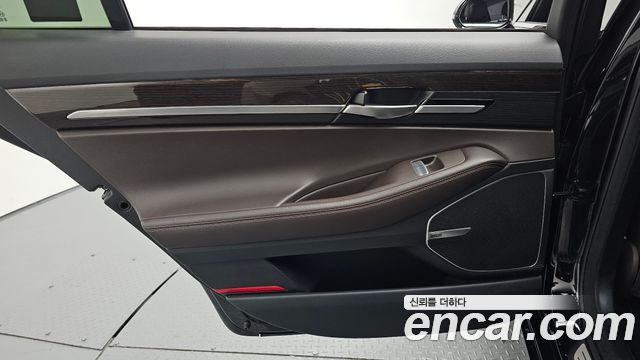 Genesis EQ900 2018 — photo 15