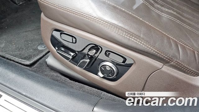 Genesis EQ900 2018 — photo 29