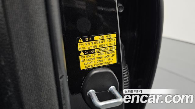 Genesis EQ900 2018 — photo 33