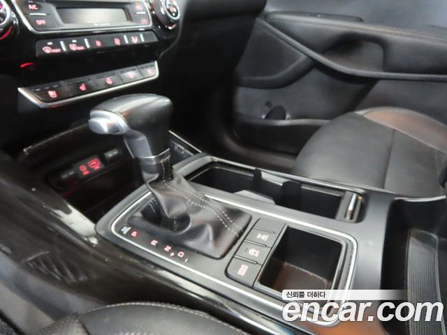 Kia Sorento 2018 — photo 11