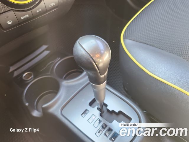 Kia morning 2011 — photo 12