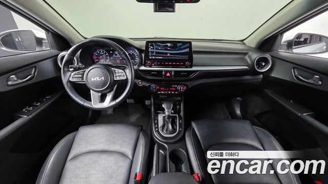 Kia K3 2022 — photo 7