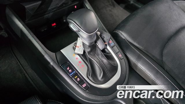 Kia K3 2022 — photo 9