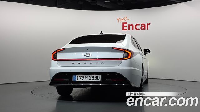 Hyundai Sonata 2021 — photo 4