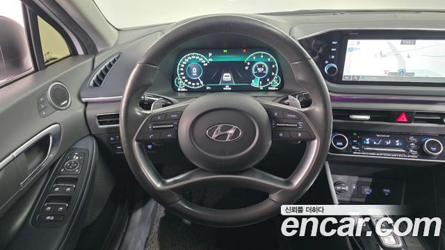 Hyundai Sonata 2021 — photo 13
