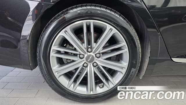 Genesis G80 2019 — photo 5
