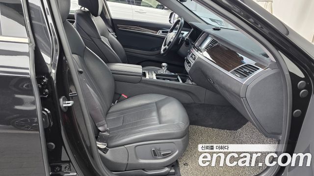 Genesis G80 2019 — photo 11