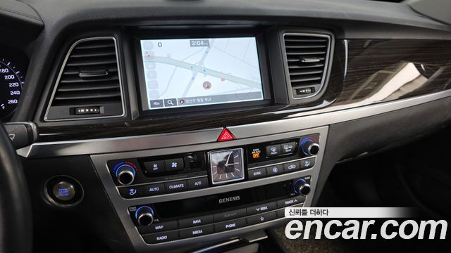 Genesis G80 2019 — photo 14