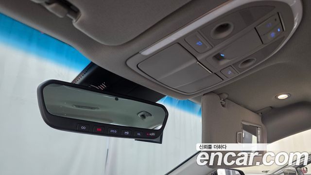 Genesis G80 2019 — photo 17