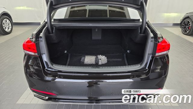 Genesis G80 2019 — photo 20