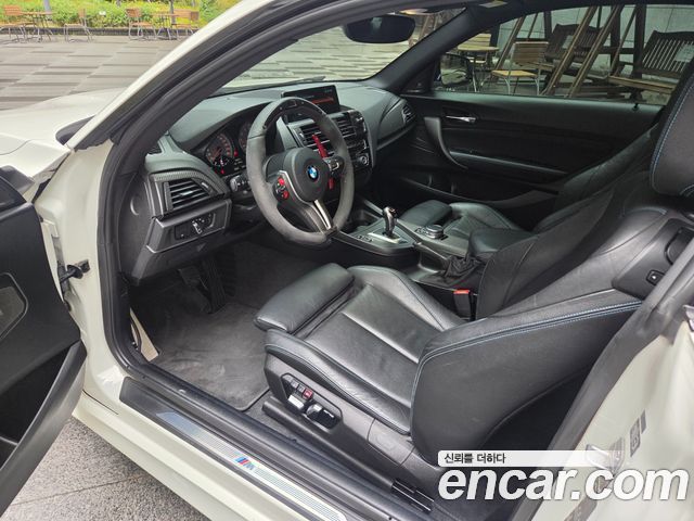 BMW M2 2017 — photo 8