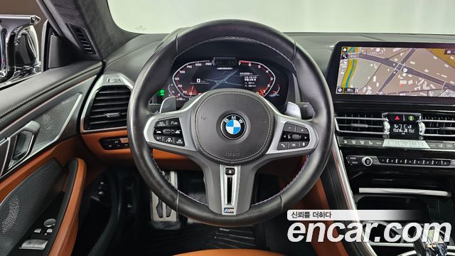 BMW 8-Series 2023 — photo 19