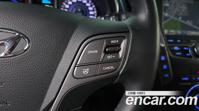 Hyundai Santafe 2013 — photo 32