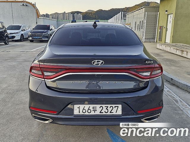 Hyundai Grandeur 2018 — photo 4