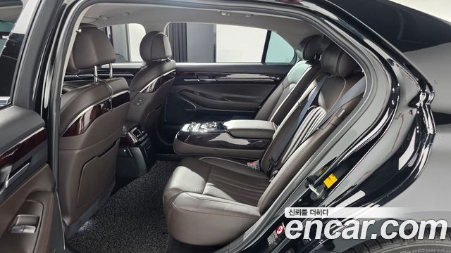 Genesis EQ900 2016 — photo 18